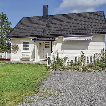 Amazing In W/ Wifi And 3 Bedrooms Feriehus Tvedestrand
